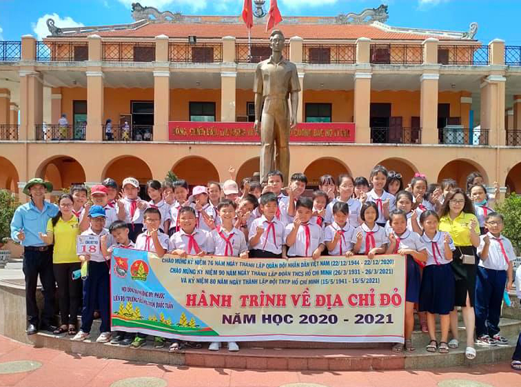 Bến Nhà Rồng -4-2021